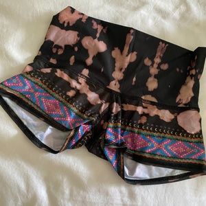 Teeki hot yoga shorts